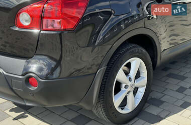 Внедорожник / Кроссовер Nissan Qashqai+2 2009 в 