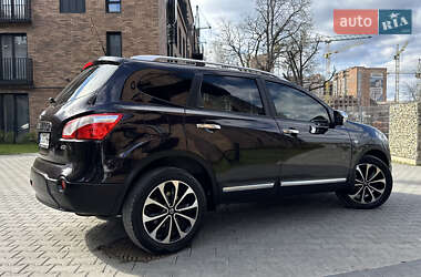 Позашляховик / Кросовер Nissan Qashqai+2 2012 в 