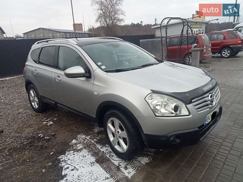 Внедорожник / Кроссовер Nissan Qashqai+2 2009 в Рава-Русской