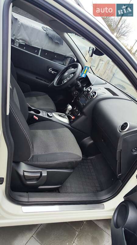 Внедорожник / Кроссовер Nissan Qashqai+2 2011 в Тернополе фото 9 Внедорожник / Кроссовер Nissan Qashqai+2 2011 в Тернополе