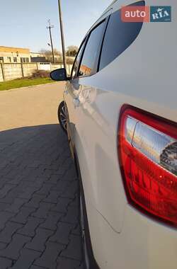Позашляховик / Кросовер Nissan Qashqai+2 2010 в 