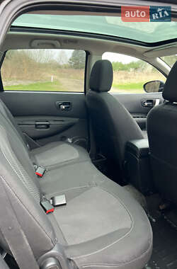 Внедорожник / Кроссовер Nissan Qashqai+2 2010 в 