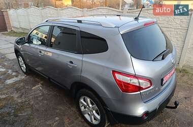 Позашляховик / Кросовер Nissan Qashqai+2 2012 в 