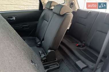 Позашляховик / Кросовер Nissan Qashqai+2 2012 в 