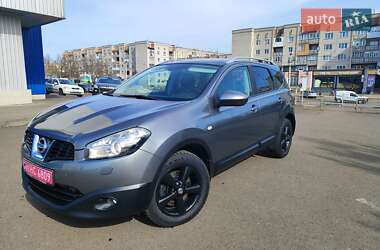 Внедорожник / Кроссовер Nissan Qashqai+2 2012 в 