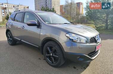 Внедорожник / Кроссовер Nissan Qashqai+2 2012 в 