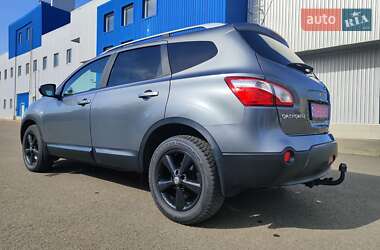 Внедорожник / Кроссовер Nissan Qashqai+2 2012 в 