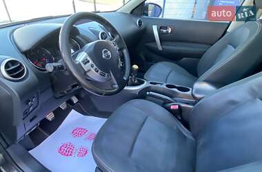 Позашляховик / Кросовер Nissan Qashqai+2 2011 в 