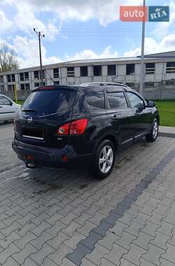 Внедорожник / Кроссовер Nissan Qashqai+2 2009 в 