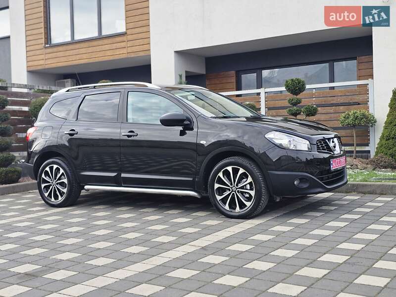 Позашляховик / Кросовер Nissan Qashqai+2 2011 в Стрию