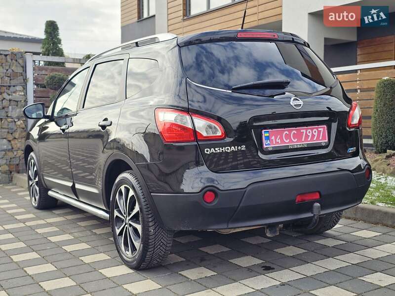 Позашляховик / Кросовер Nissan Qashqai+2 2011 в Стрию