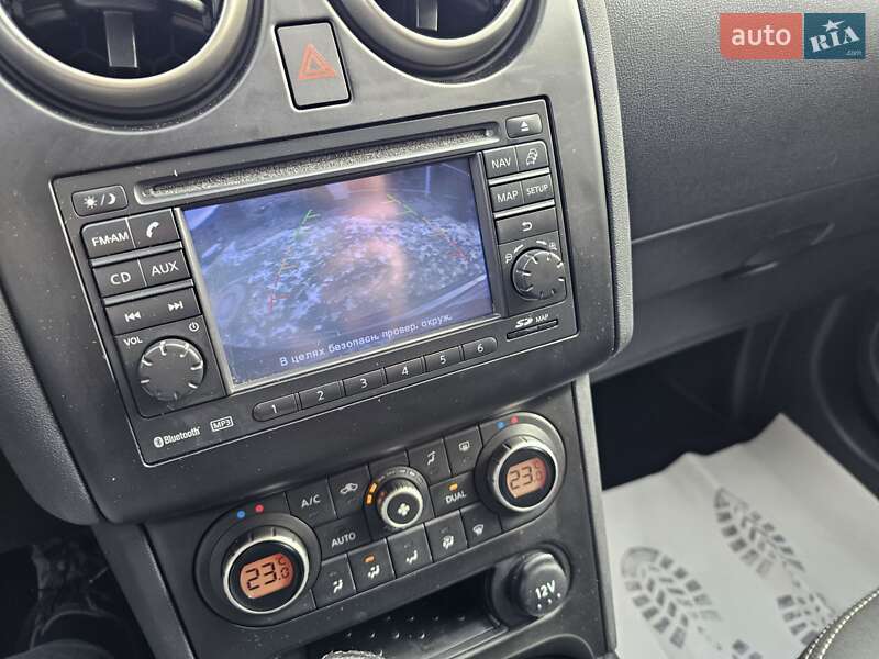 Позашляховик / Кросовер Nissan Qashqai+2 2011 в Стрию