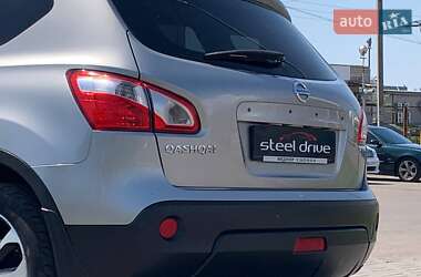 Позашляховик / Кросовер Nissan Qashqai+2 2012 в 
