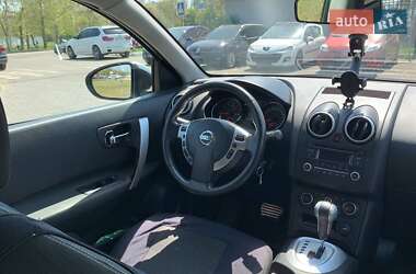 Позашляховик / Кросовер Nissan Qashqai+2 2012 в 