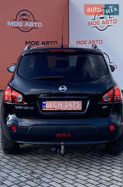 Позашляховик / Кросовер Nissan Qashqai+2 2009 в 