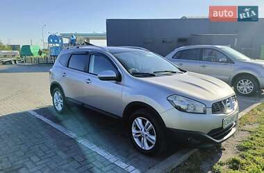Позашляховик / Кросовер Nissan Qashqai+2 2011 в Черкасах