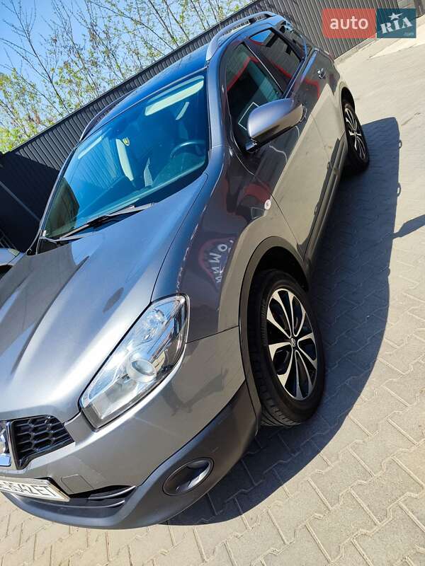 Внедорожник / Кроссовер Nissan Qashqai+2 2011 в Глыбокой