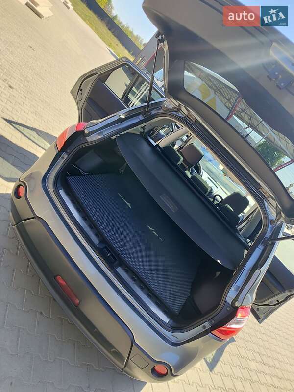 Внедорожник / Кроссовер Nissan Qashqai+2 2011 в Глыбокой
