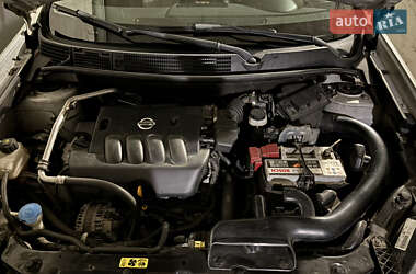 Позашляховик / Кросовер Nissan Qashqai+2 2012 в 