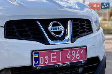 Внедорожник / Кроссовер Nissan Qashqai+2 2010 в 