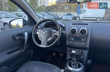 Внедорожник / Кроссовер Nissan Qashqai+2 2011 в 
