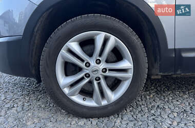 Внедорожник / Кроссовер Nissan Qashqai+2 2011 в 