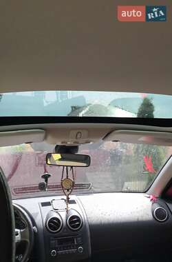 Внедорожник / Кроссовер Nissan Qashqai+2 2013 в 