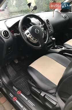 Внедорожник / Кроссовер Nissan Qashqai+2 2013 в 