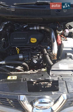Внедорожник / Кроссовер Nissan Qashqai+2 2013 в 
