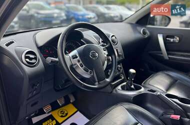 Внедорожник / Кроссовер Nissan Qashqai+2 2011 в 