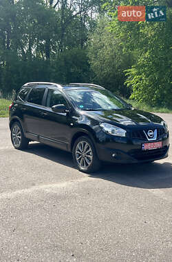 Позашляховик / Кросовер Nissan Qashqai+2 2010 в Дубні