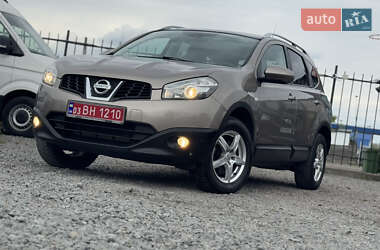 Внедорожник / Кроссовер Nissan Qashqai+2 2011 в 
