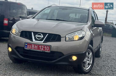 Внедорожник / Кроссовер Nissan Qashqai+2 2011 в 