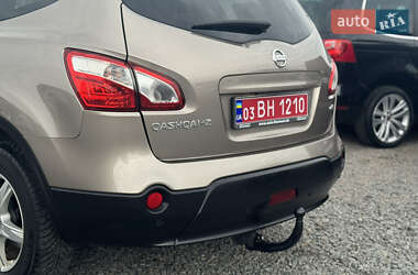 Внедорожник / Кроссовер Nissan Qashqai+2 2011 в 