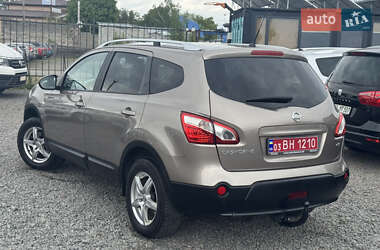 Внедорожник / Кроссовер Nissan Qashqai+2 2011 в 