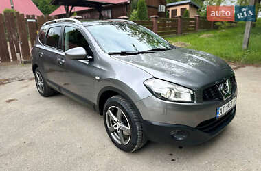 Позашляховик / Кросовер Nissan Qashqai+2 2013 в 