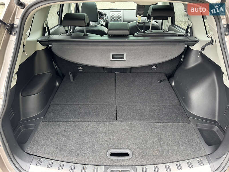 Внедорожник / Кроссовер Nissan Qashqai+2 2010 в Ивано-Франковске