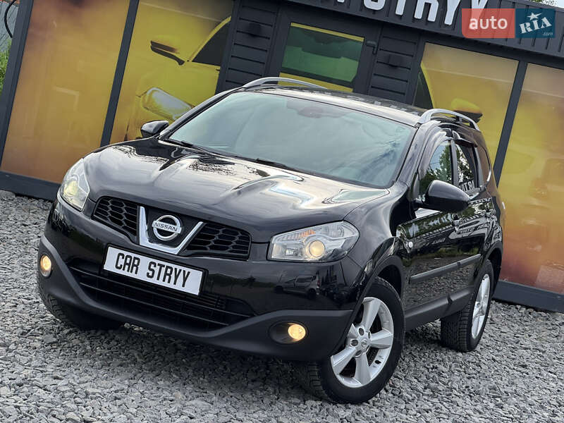 Позашляховик / Кросовер Nissan Qashqai+2 2010 в Стрию
