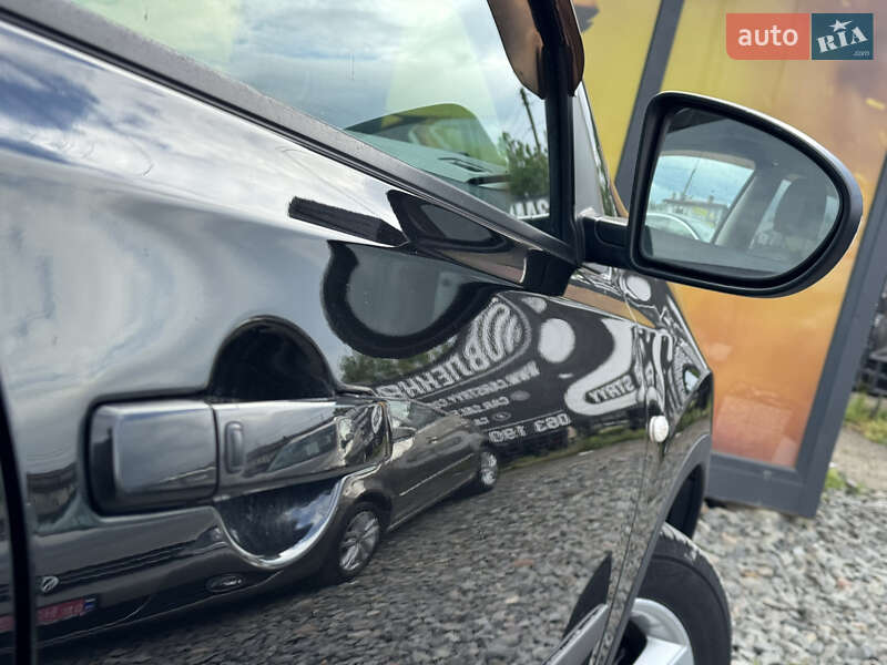 Позашляховик / Кросовер Nissan Qashqai+2 2010 в Стрию