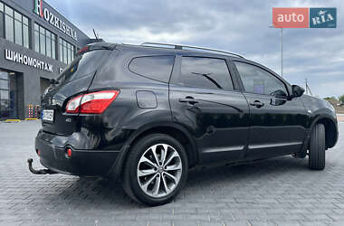 Внедорожник / Кроссовер Nissan Qashqai+2 2011 в 