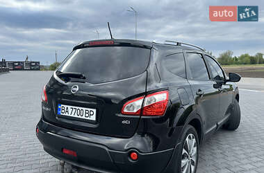 Внедорожник / Кроссовер Nissan Qashqai+2 2011 в 