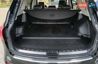 Внедорожник / Кроссовер Nissan Qashqai+2 2009 в 