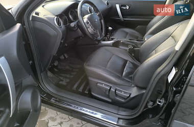 Внедорожник / Кроссовер Nissan Qashqai+2 2009 в 