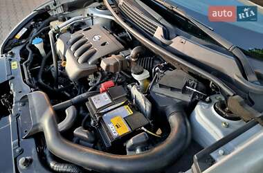 Позашляховик / Кросовер Nissan Qashqai+2 2010 в 