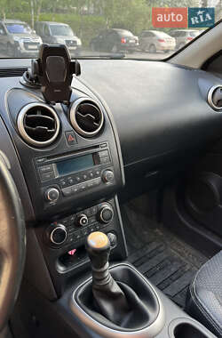 Внедорожник / Кроссовер Nissan Qashqai+2 2013 в 