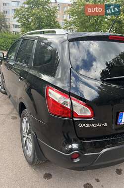 Внедорожник / Кроссовер Nissan Qashqai+2 2012 в 