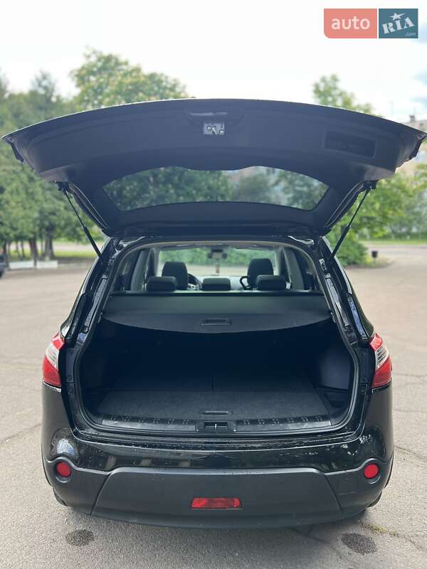 Внедорожник / Кроссовер Nissan Qashqai+2 2012 в Нежине