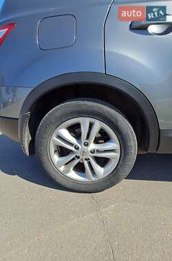 Позашляховик / Кросовер Nissan Qashqai+2 2011 в 