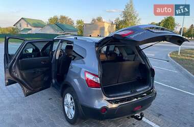 Внедорожник / Кроссовер Nissan Qashqai+2 2010 в 