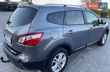 Внедорожник / Кроссовер Nissan Qashqai+2 2010 в 
